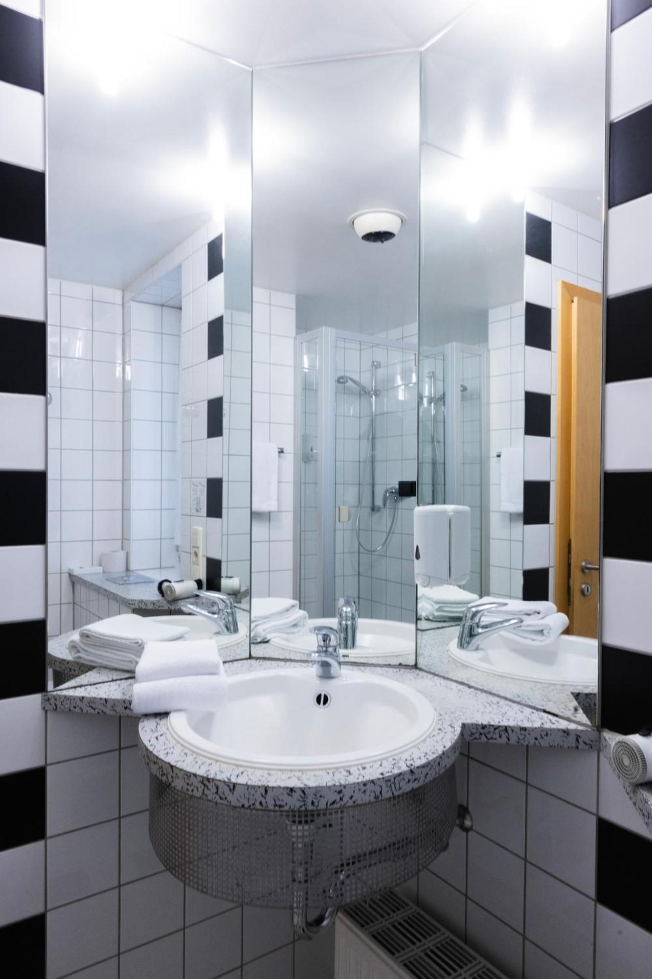 C-You Hotel Chemnitz Kültér fotó